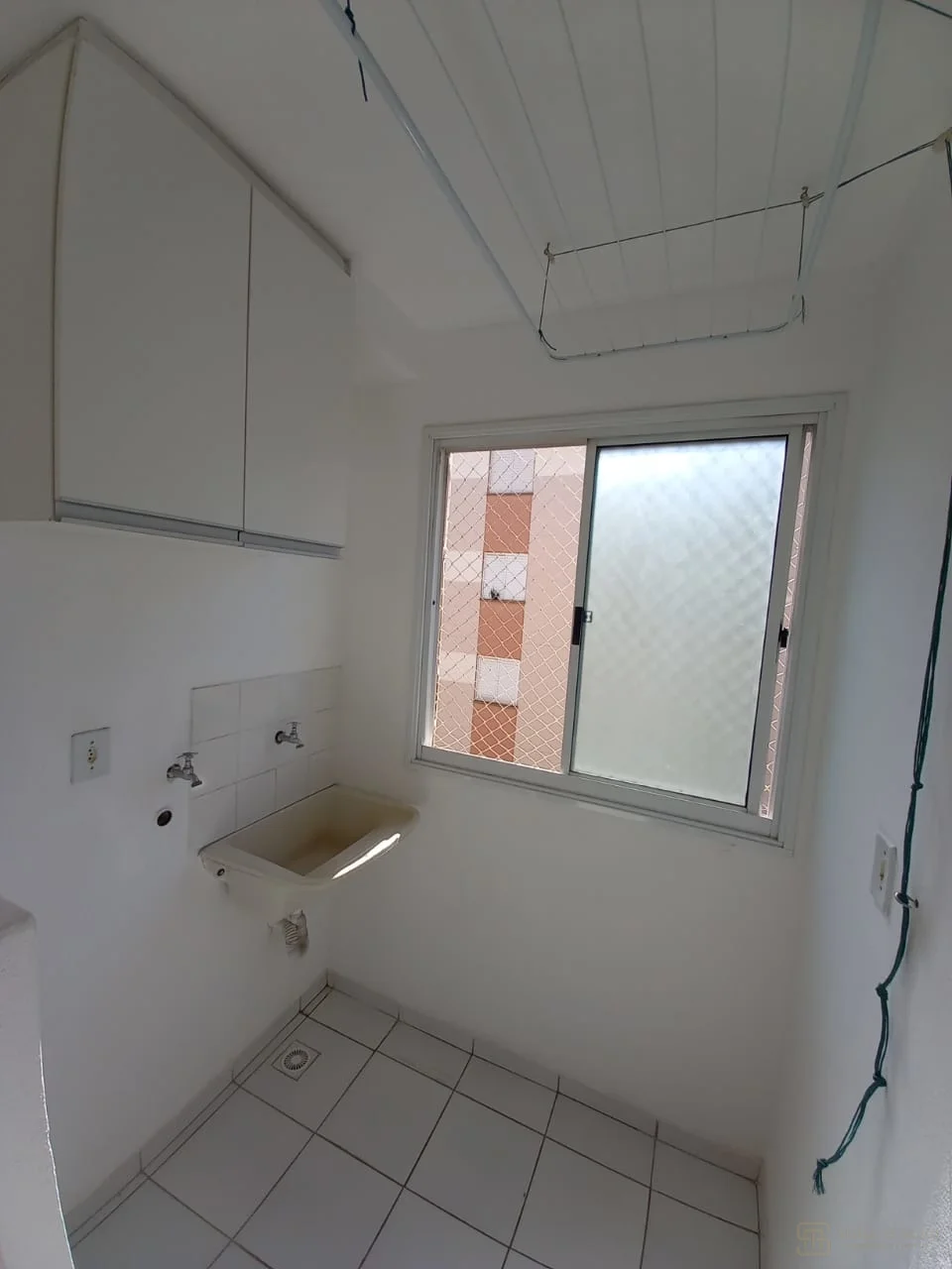 Apartamento a Venda e Locação 