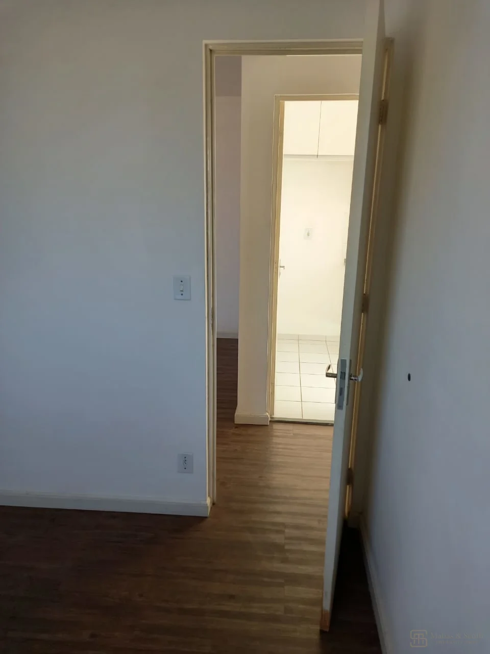 Apartamento a Venda e Locação 