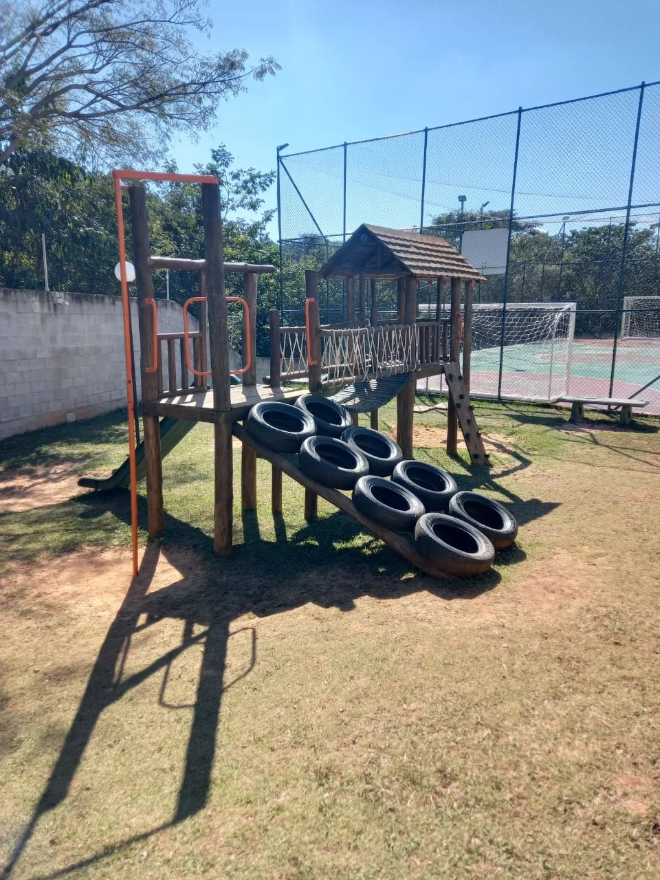 Apartamento a Venda e Locação 