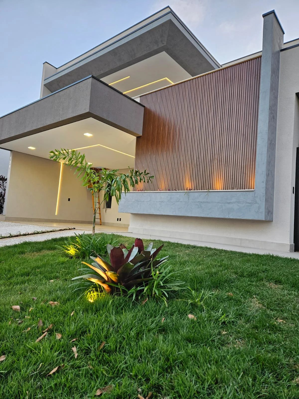 Condomínio Portal Jardim das Angélicas